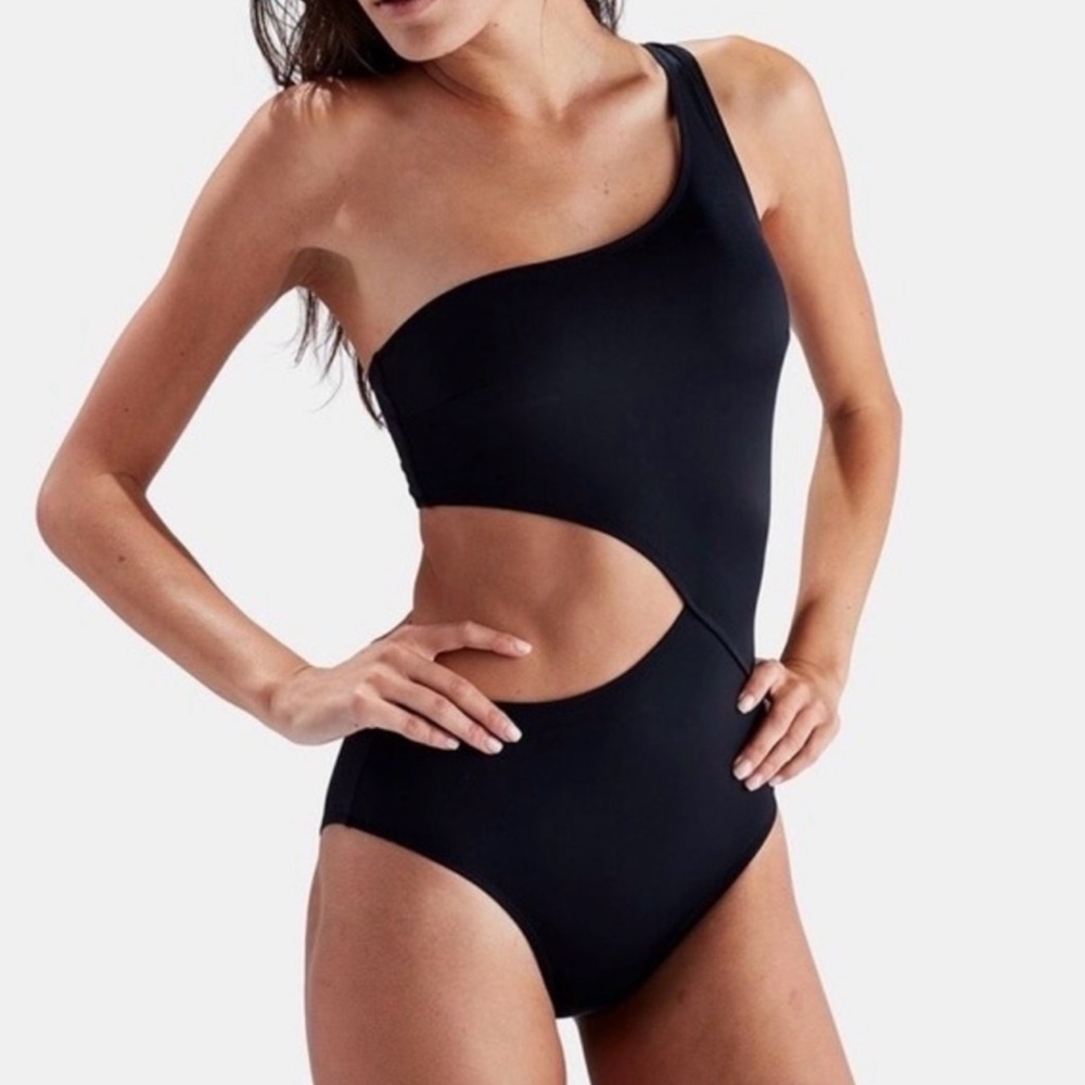SOLID & STRIPED Women’s The Claudia Blackout Asymmetrical One-Piece Swimsuit - M